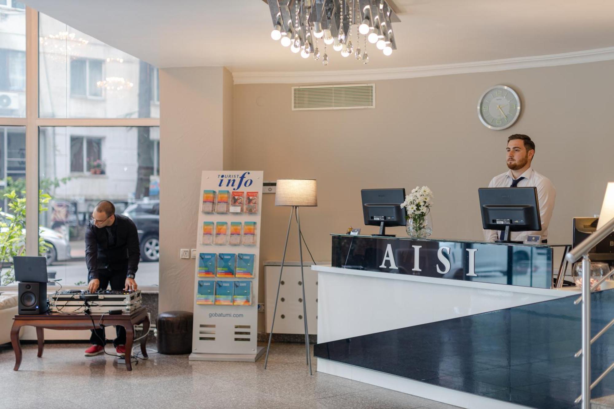 Hotel Aisi Batumi Kültér fotó