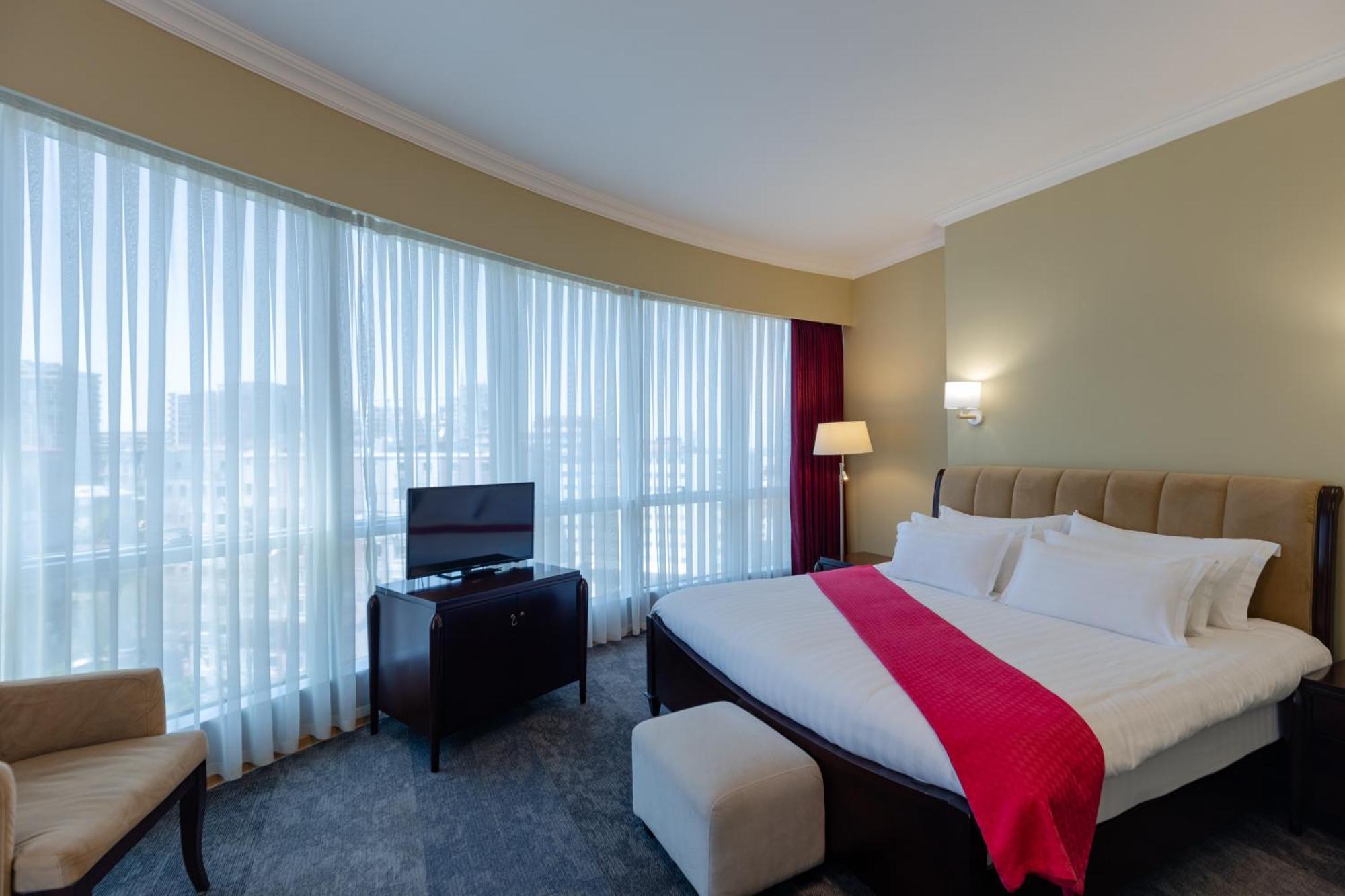 Hotel Aisi Batumi Kültér fotó