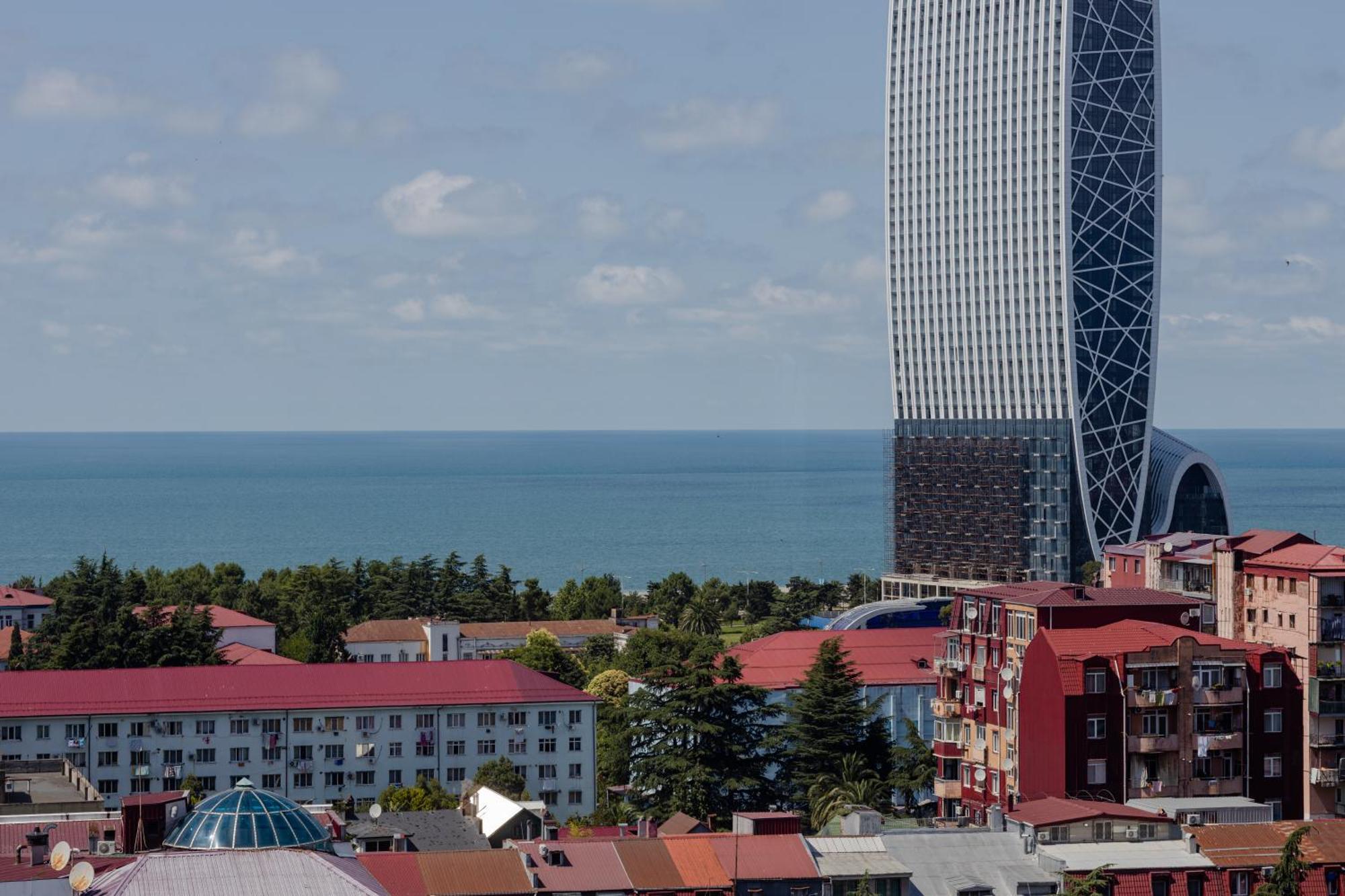 Hotel Aisi Batumi Kültér fotó