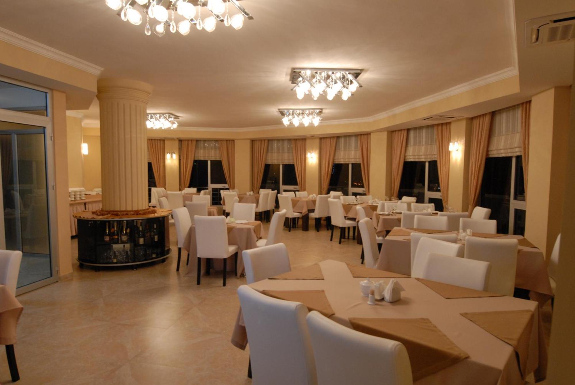 Hotel Aisi Batumi Kültér fotó