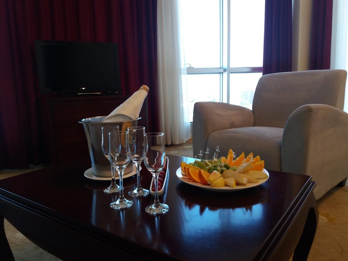 Hotel Aisi Batumi Kültér fotó