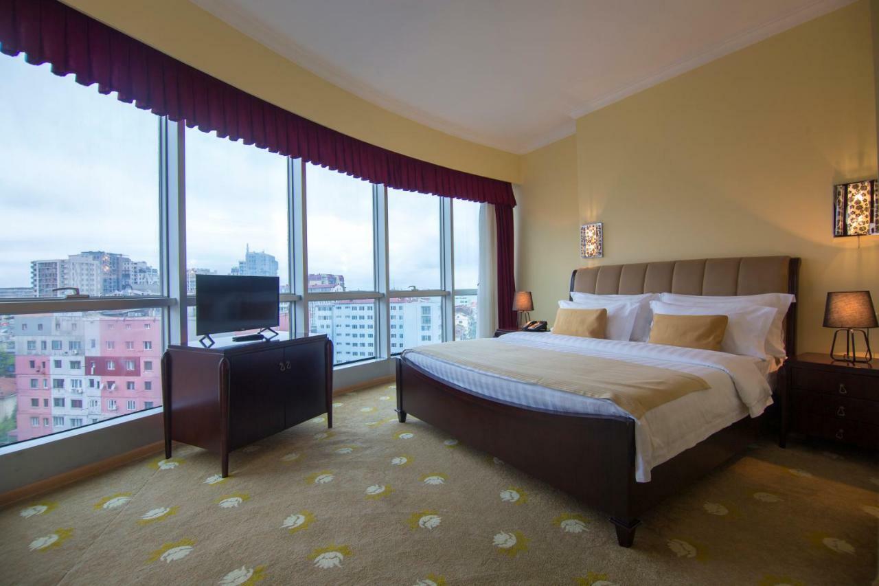 Hotel Aisi Batumi Kültér fotó